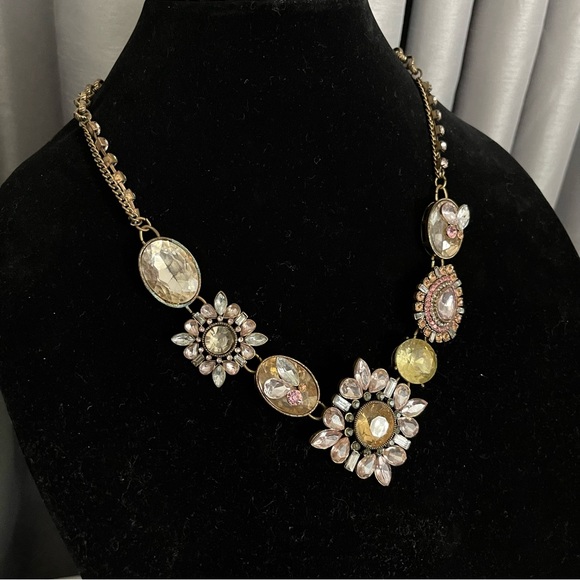 Vintage Mixed Crystals Necklace - Picture 5 of 7